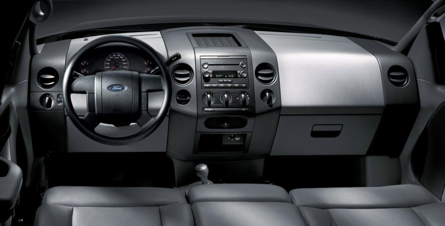  Ford F-150 2004 года  (фото 35 из 57)